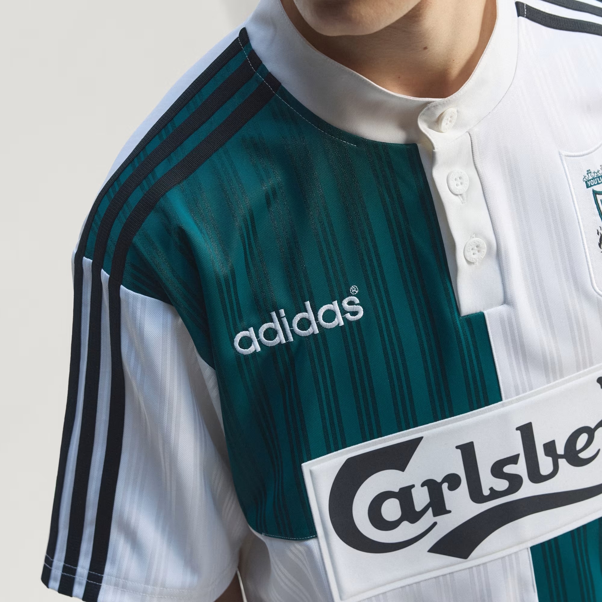 Liverpool FC Away Jersey 95 - Image 6