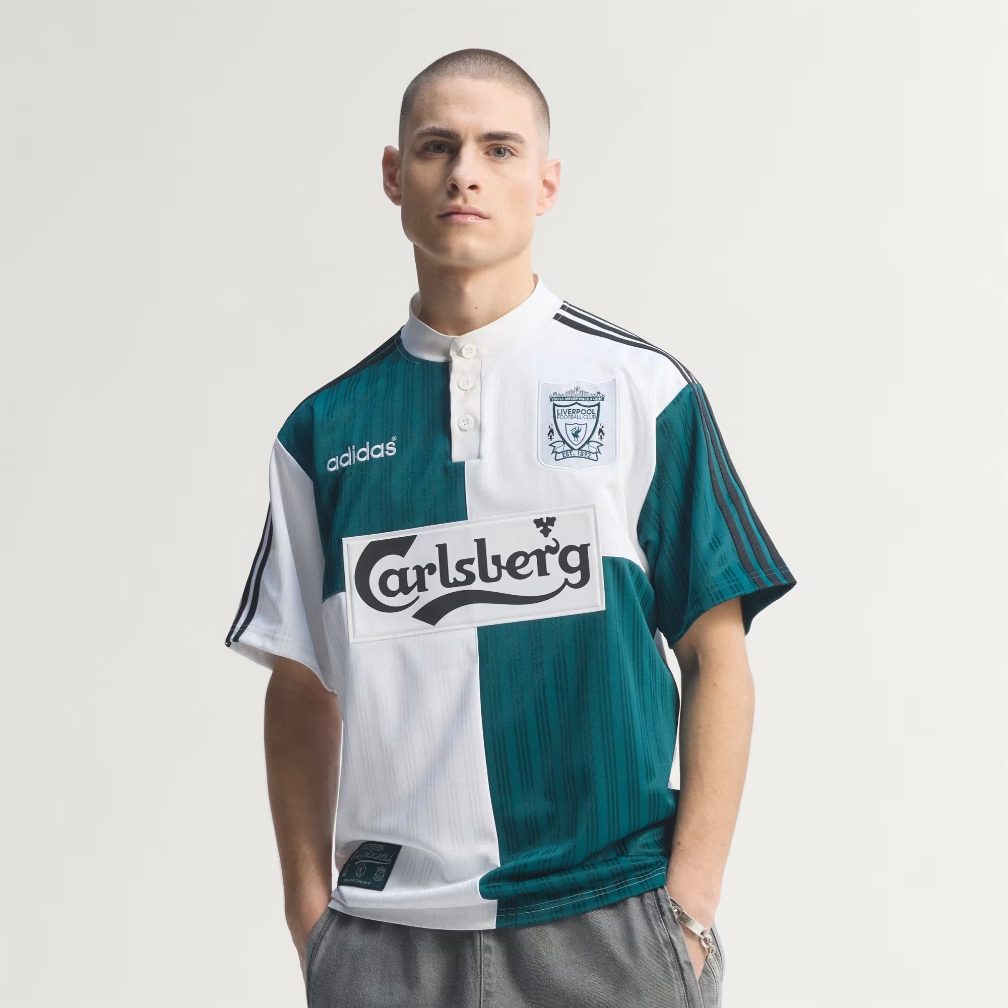 Liverpool FC Away Jersey 95 - Image 9