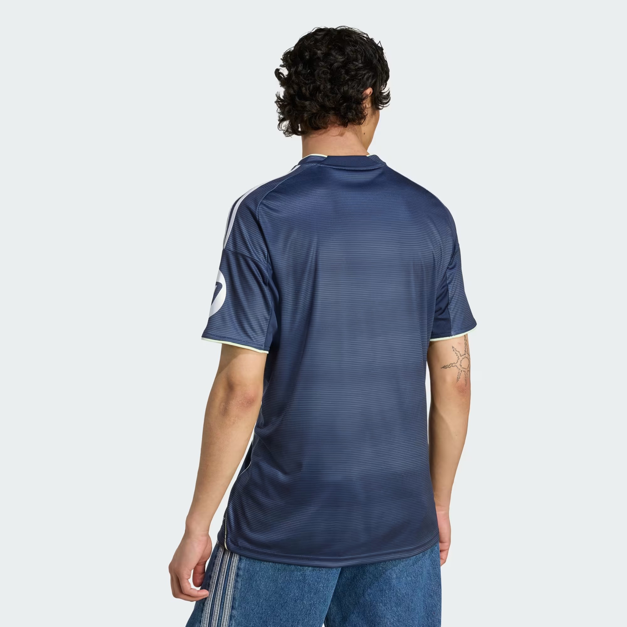 Real Madrid 25/26 Away Jersey - Image 3